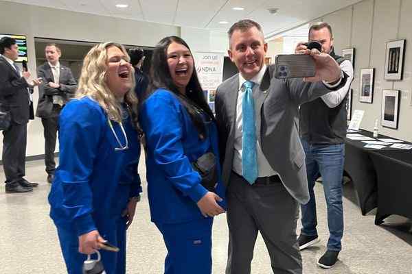 Nursing Students Selfie with Governor Armstrong